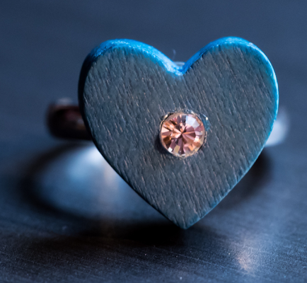 爱上海：Lost Behind Shanghai： Unveiling ten mysterious city legends